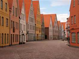 Jakri AB har flera lägenhetsområden i Skåne, i Hjärup, Åkarp, Uppåkra, Staffanstorp, Flackarp samt Falsterbo. Här kan du se vilka lägenheter som är lediga för tillfället.